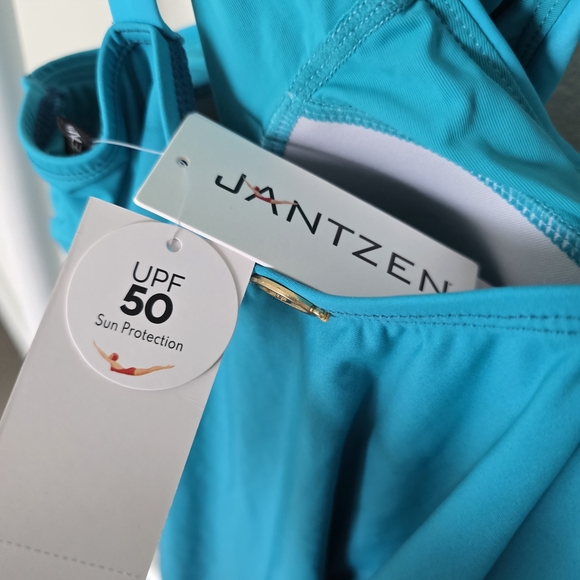 NWT Jantzen Ombre Blue One-Piece Swimsuit Size 8 - Picture 7 of 7